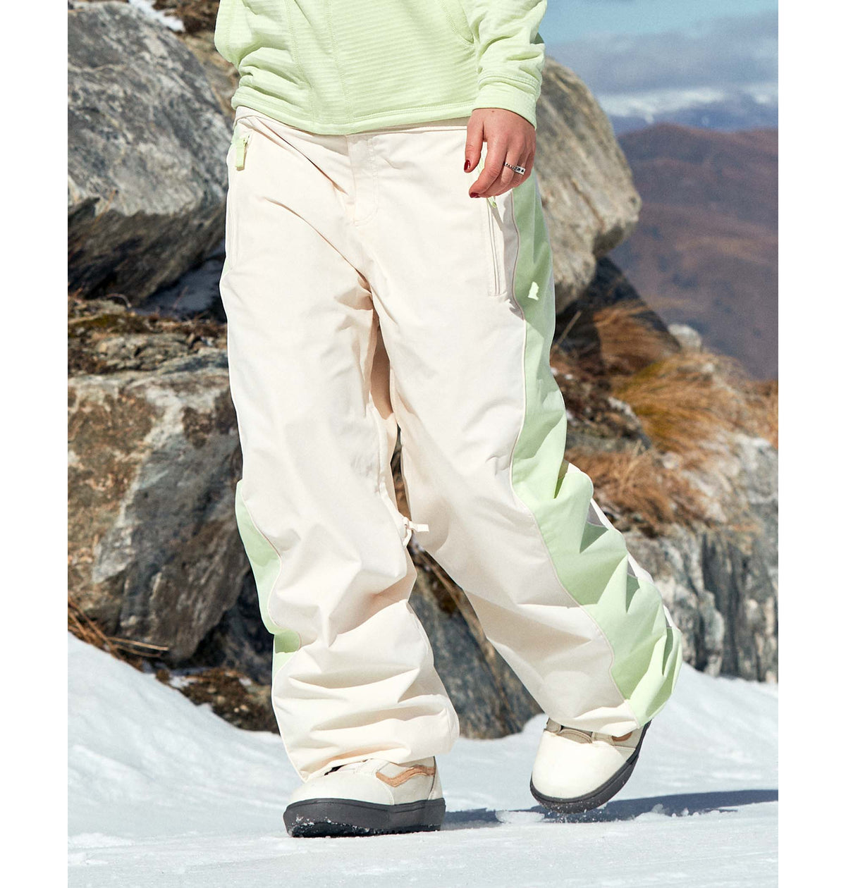 erjtp03263_roxy_tdq0_frt1_1200