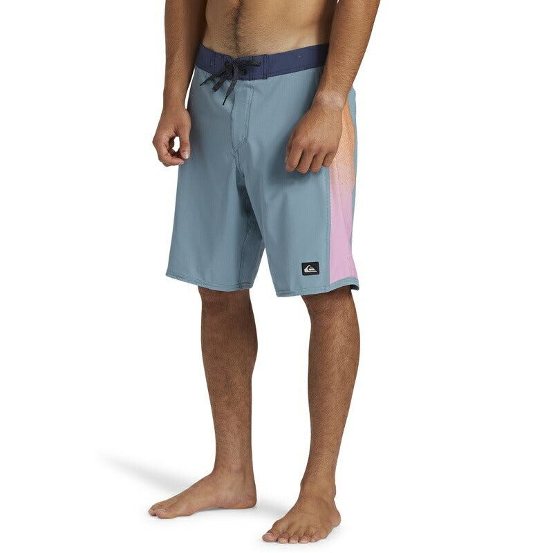 OUTLET】QUIKSILVER メンズ SURFSILK ARCH 19 ボードショーツ フィット