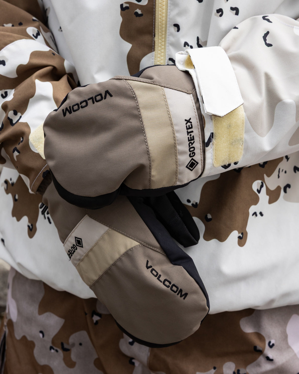 SALE】VOLCOM メンズ STAY DRY GORE-TEX MITT スノーグローブ