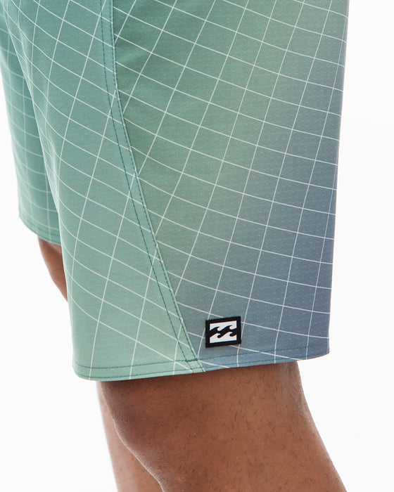 【OUTLET】BILLABONG メンズ 【PRO】 FLUID PRO ボードショーツ/サーフトランクス BLS0 【2024年夏モデル】