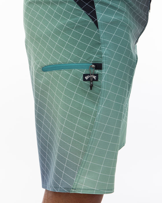 【OUTLET】BILLABONG メンズ 【PRO】 FLUID PRO ボードショーツ/サーフトランクス BLS0 【2024年夏モデル】
